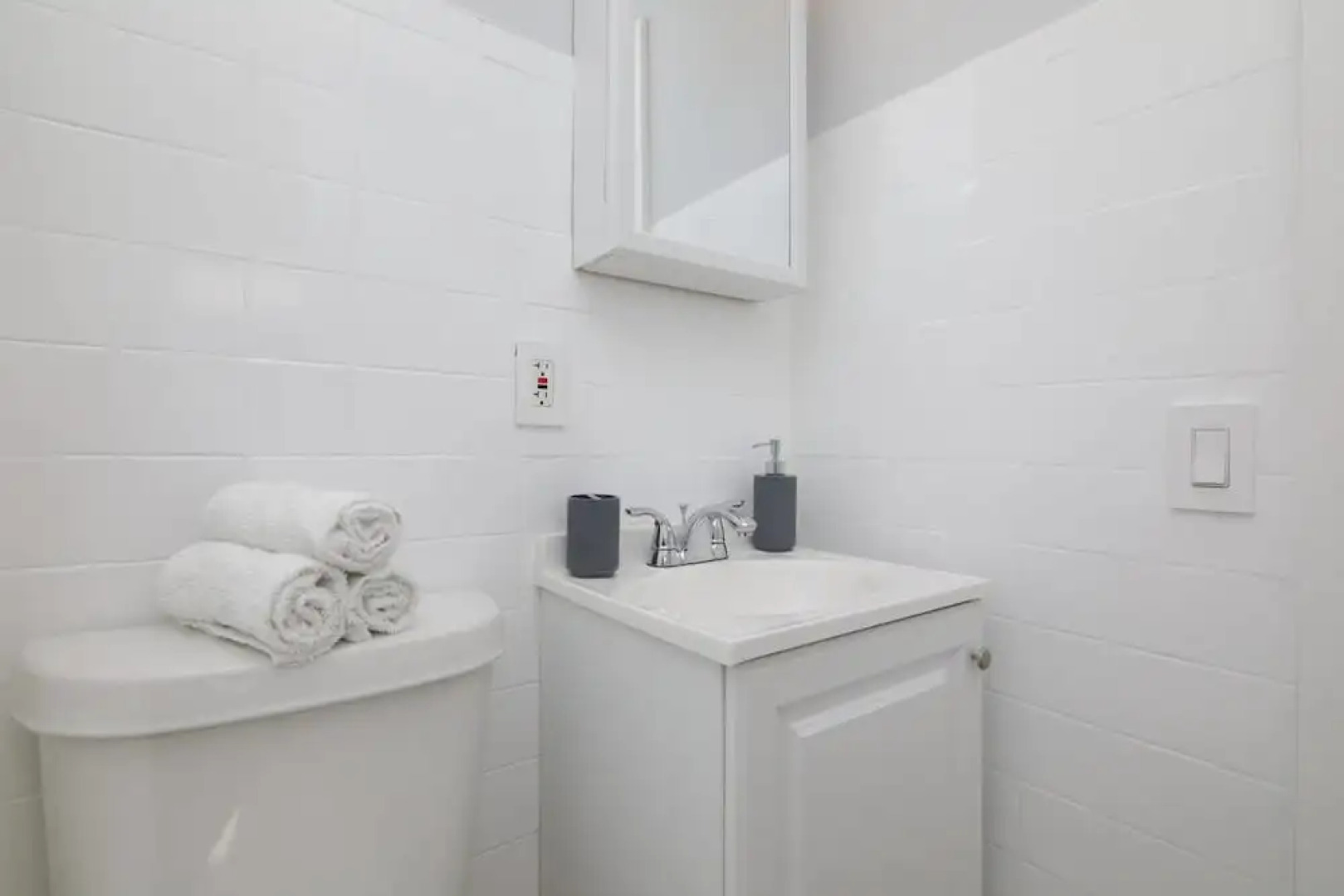 Lovely Apartment 10mins From Beach, 2mins to Mall