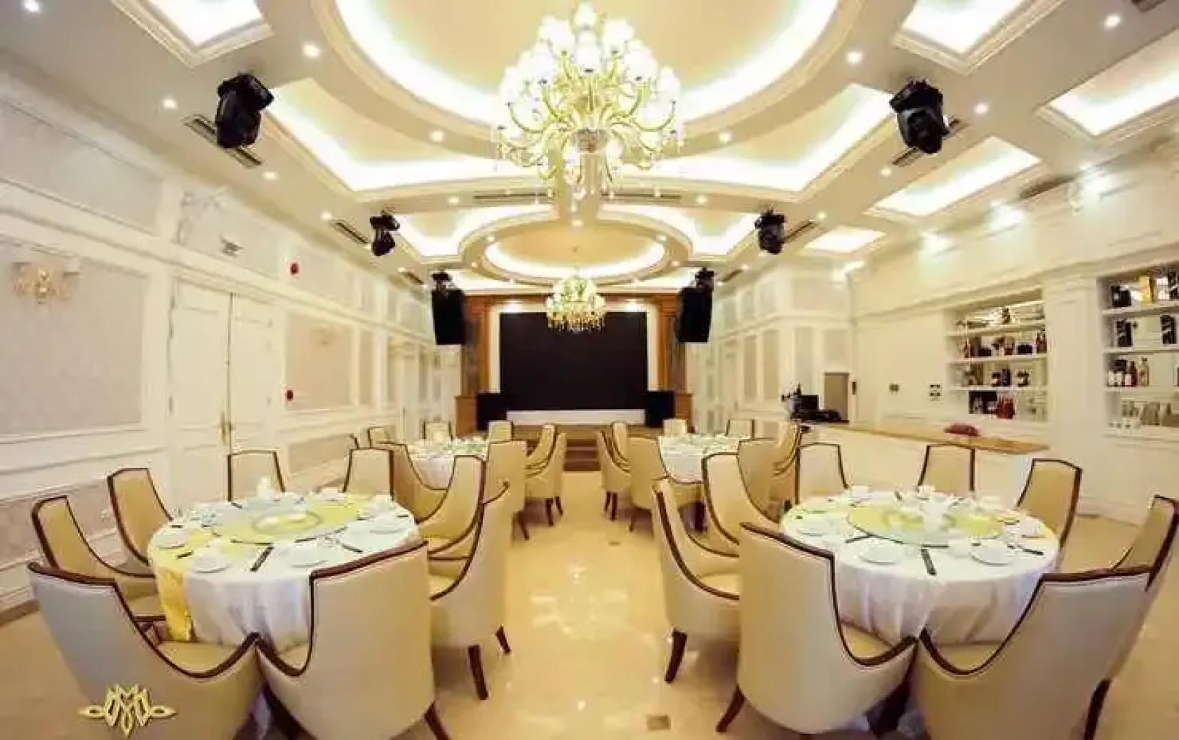 Cat Ba Rosalia Hotel