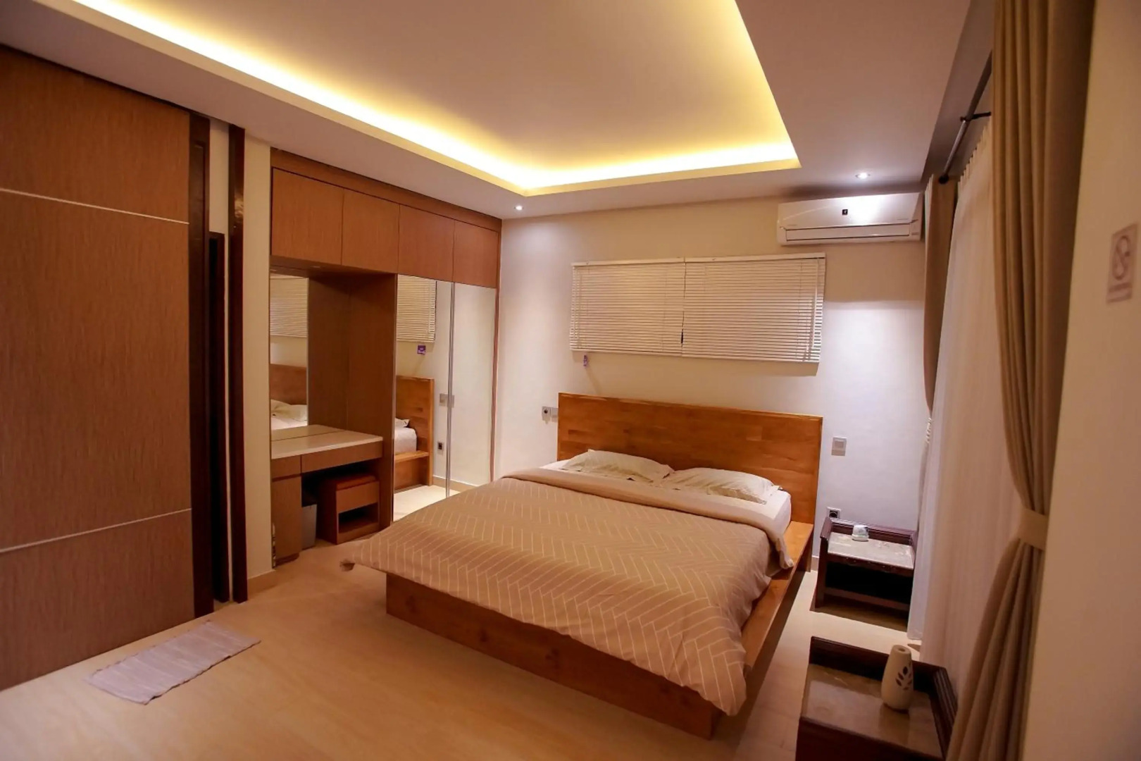 The Ocean Views Luxury Villas & Apartment by ZUZU