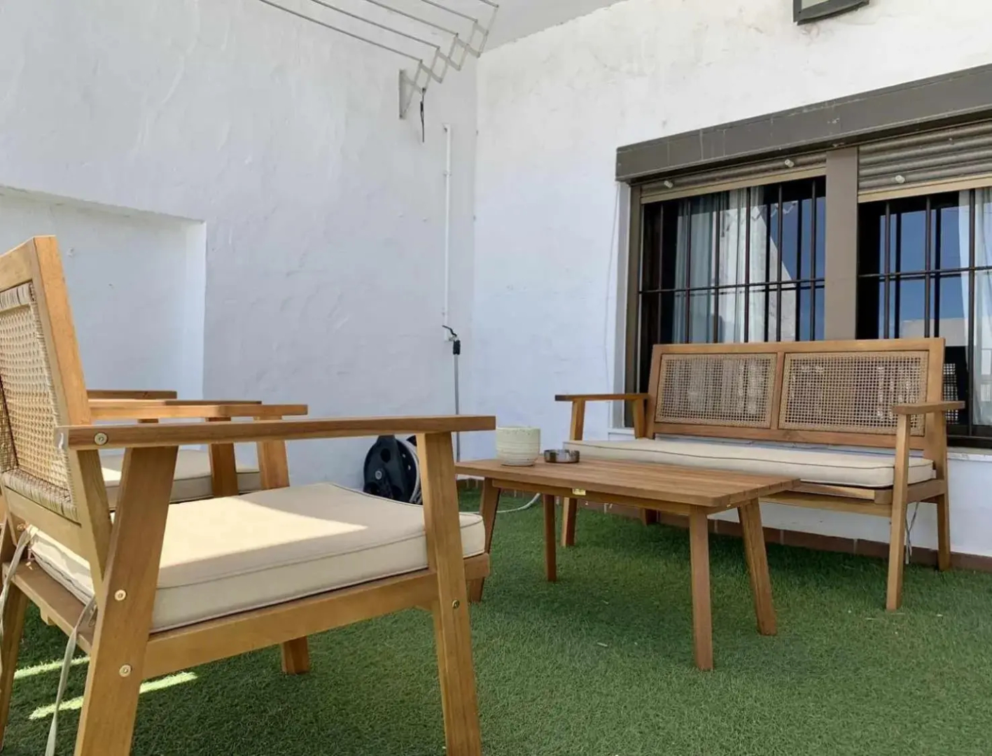 Apartamento F1 Urb Las Cañas