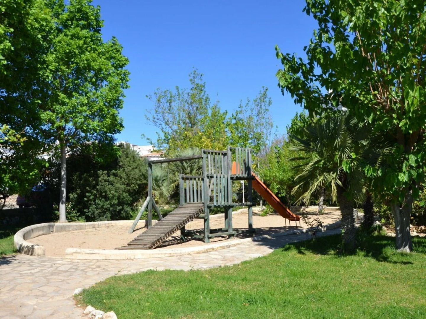Luxury Apartment With a hot Tub, on the Monte Pego Mountain