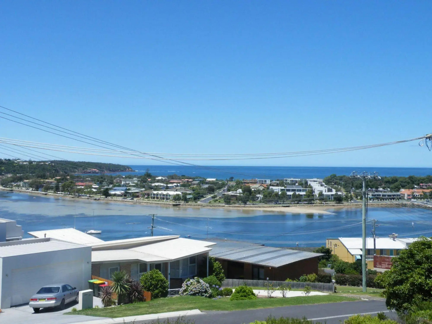 Pacific Heights Holiday Apartments and Munn’s Tower House