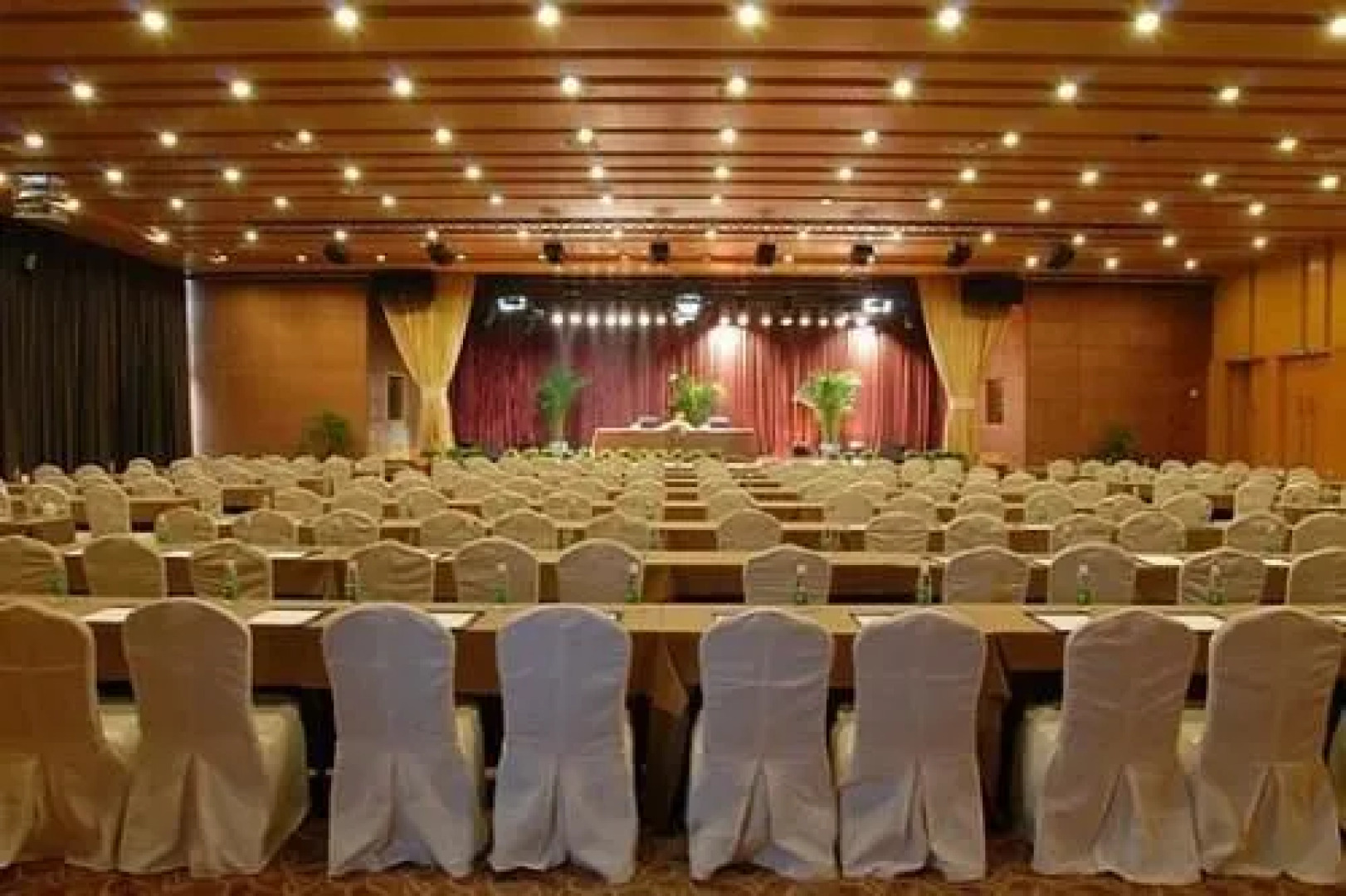 Sichuan International Tennis Hotel