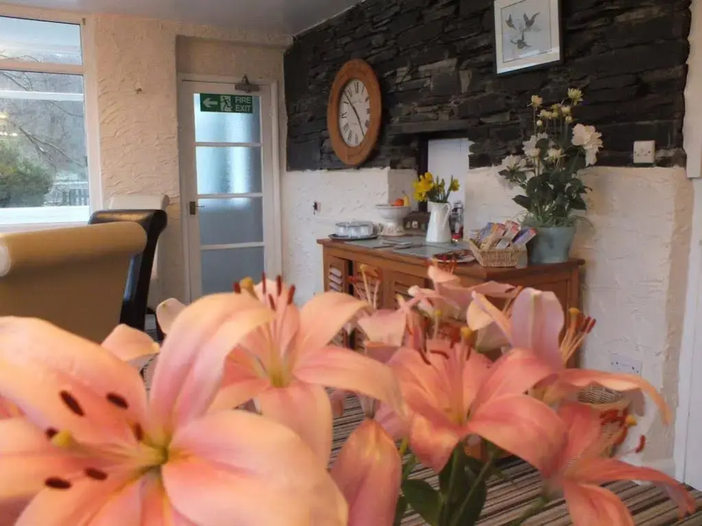Bluebird Lodge and Waterhead Apartment