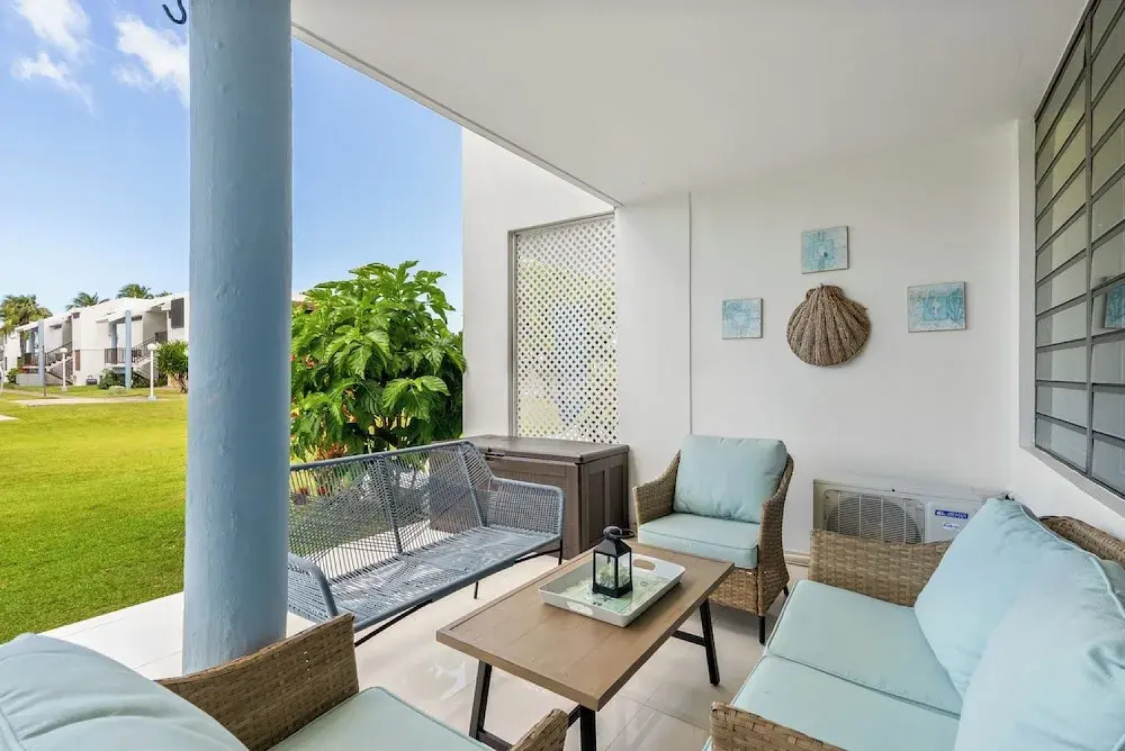 Playas Del Yunque Condo: Pool & Beach Access