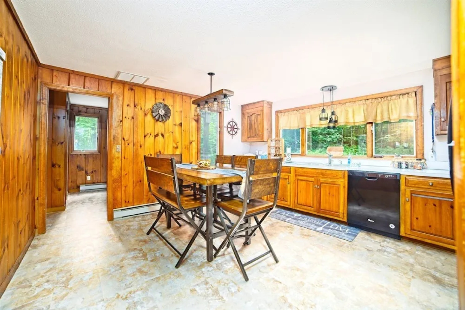 Four Bedroom Pet Friendly Vacation Home in Waterville Estates, NH! - Wb500e