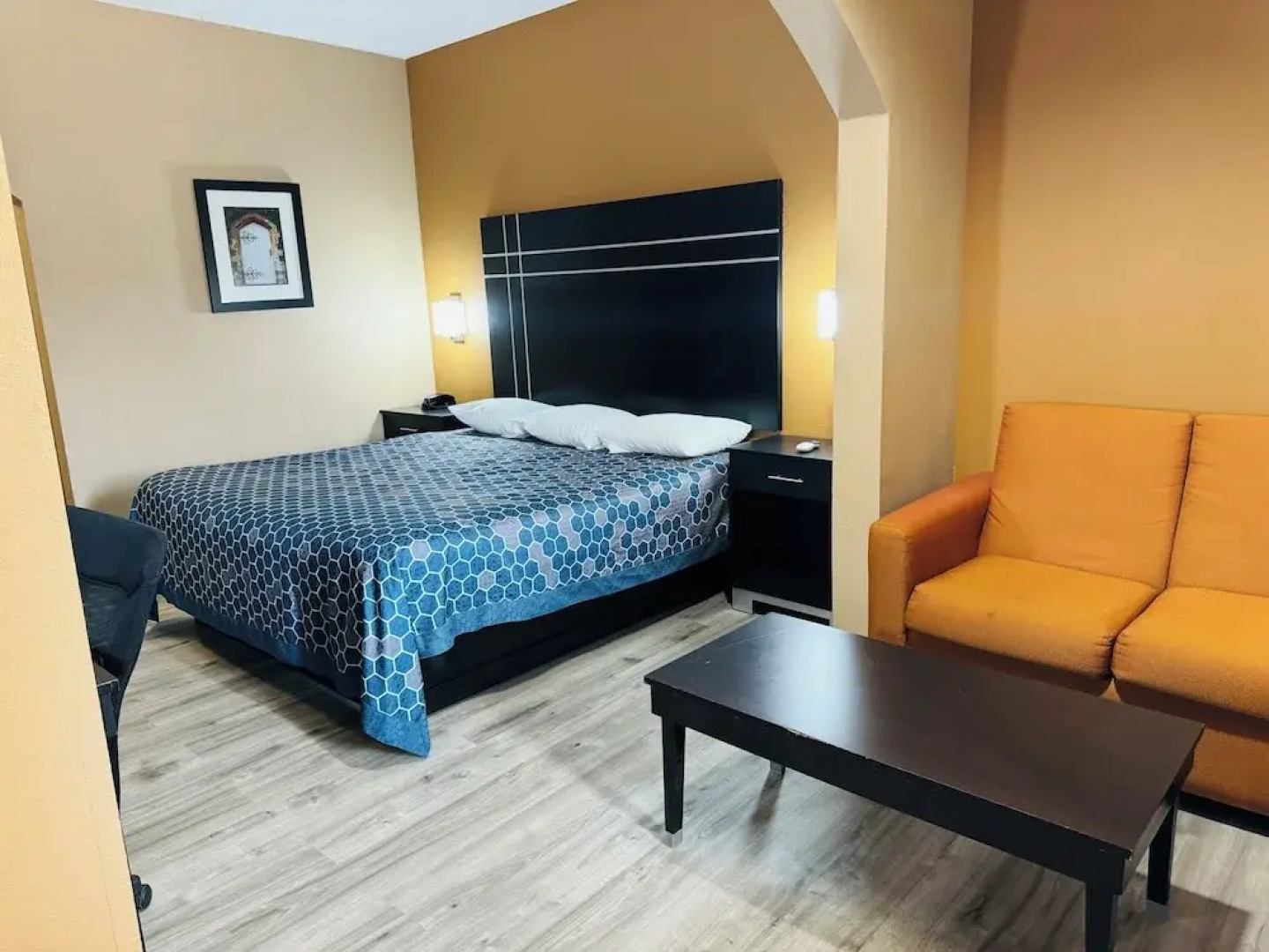 Executive Inn and Suites