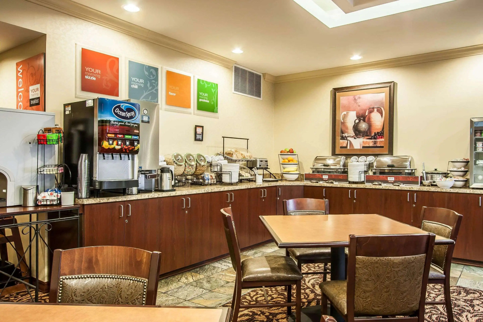 Comfort Inn & Suites McMinnville Wine Country