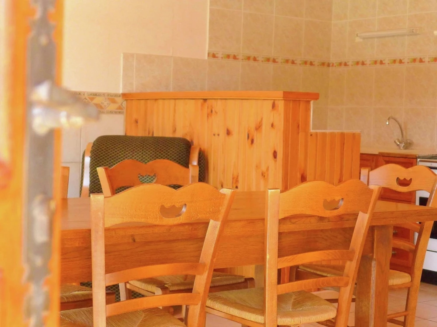 Beautiful Holiday Home, Near Centre. Private Pool. Private Garden. Roofed Terrace