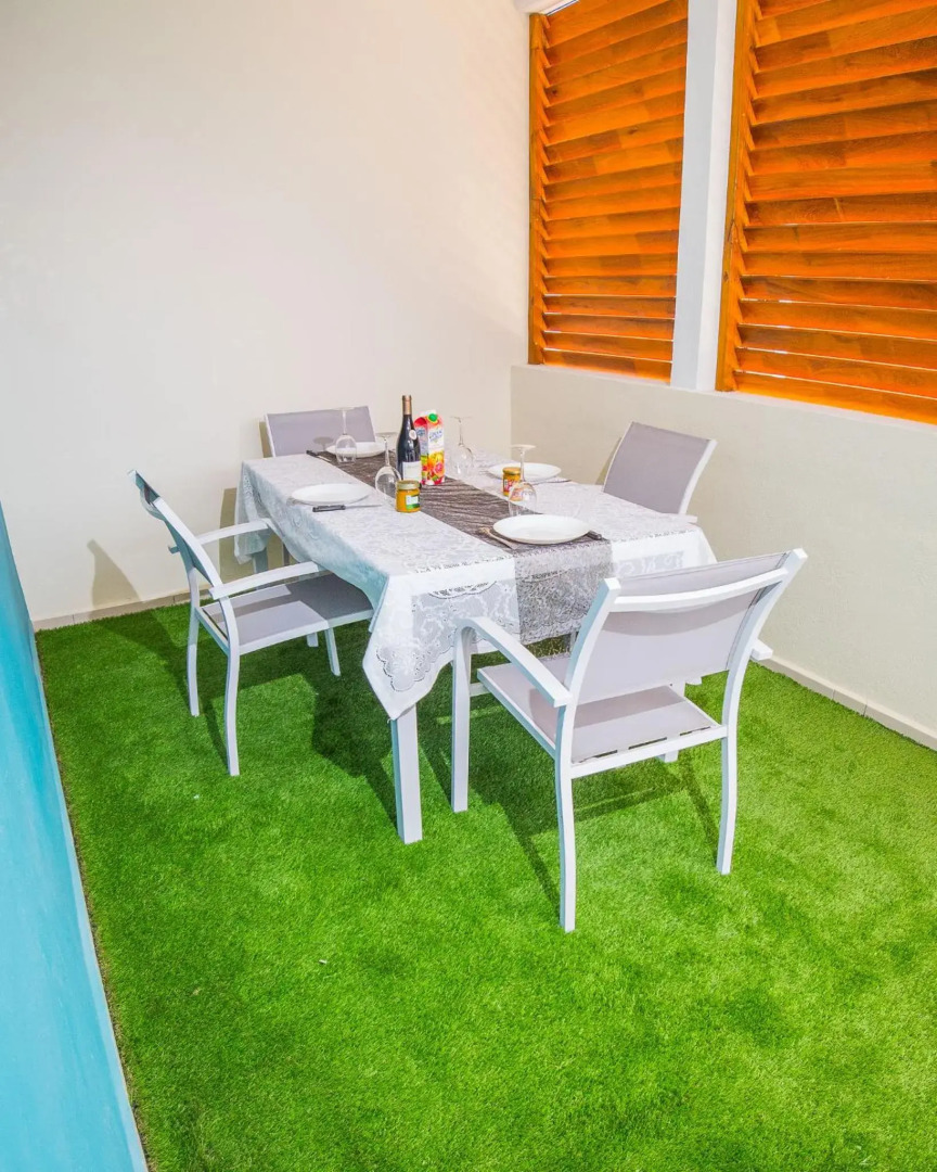 T2 Jacuzzis et piscine au centre ville de Port-Louis