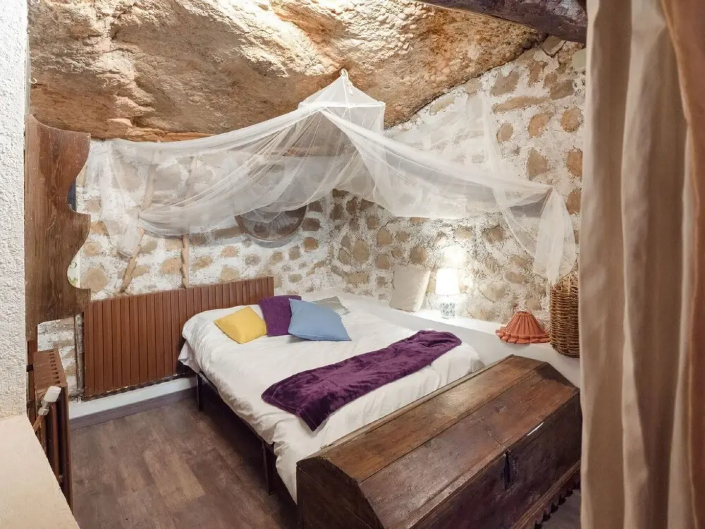 Rural Holiday Home in Tolva near near Mont Rebei Lake