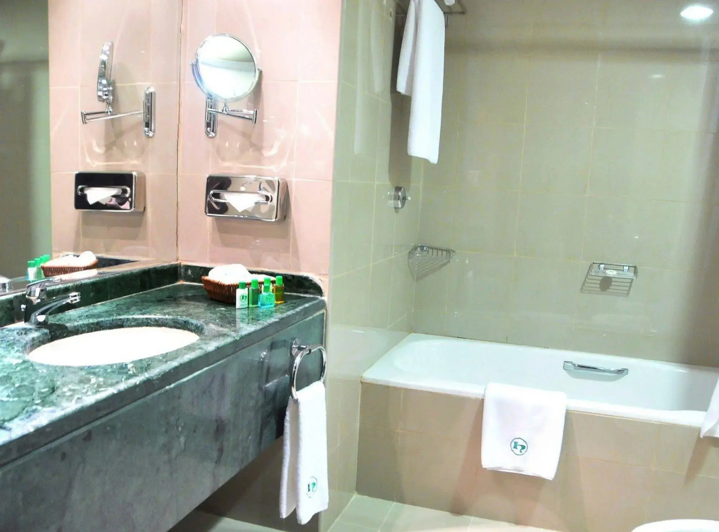 Habitat Hotel All Suites - Jeddah