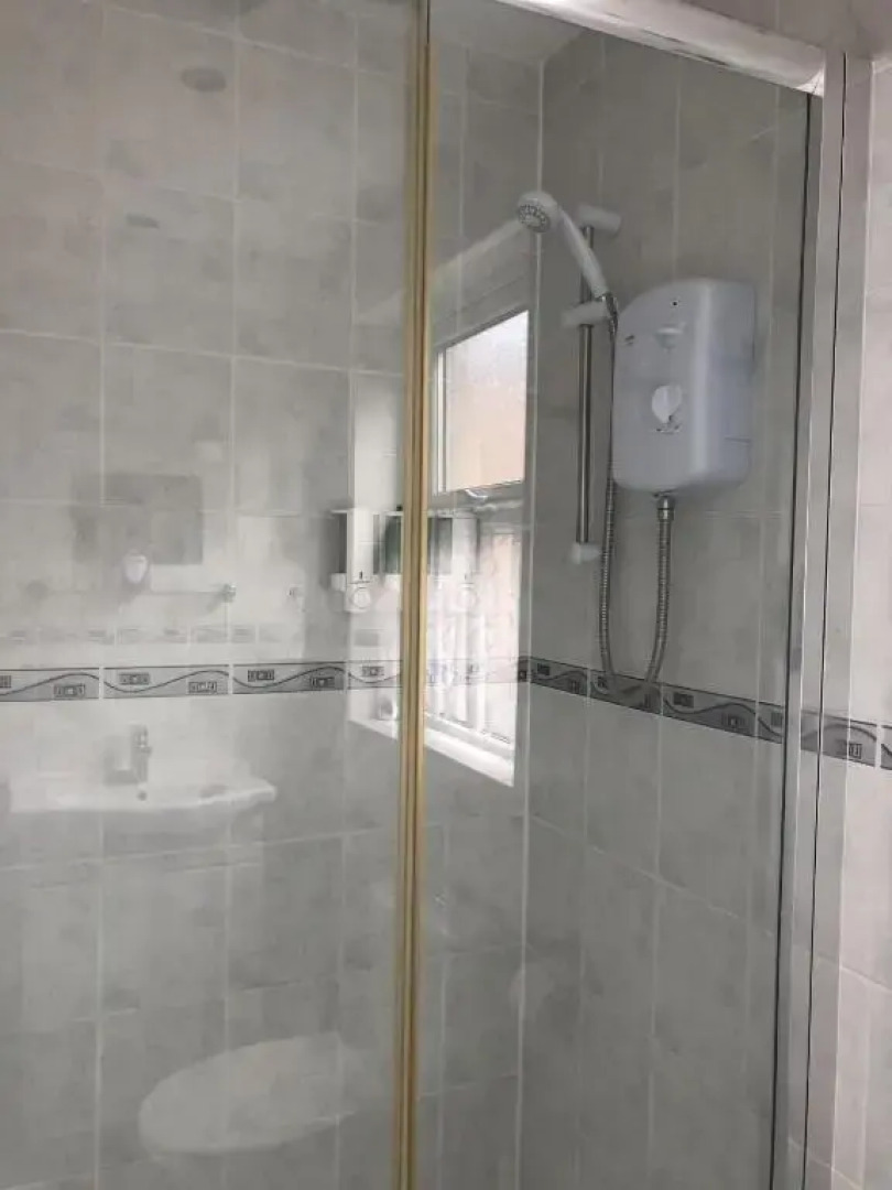 Spindrift Guest House - Adults Only