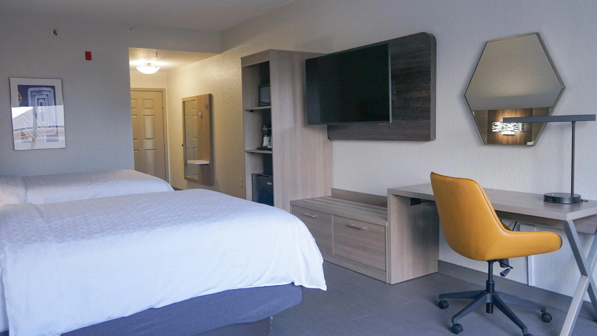 Holiday Inn Express & Suites Lakeland North - I-4 by IHG