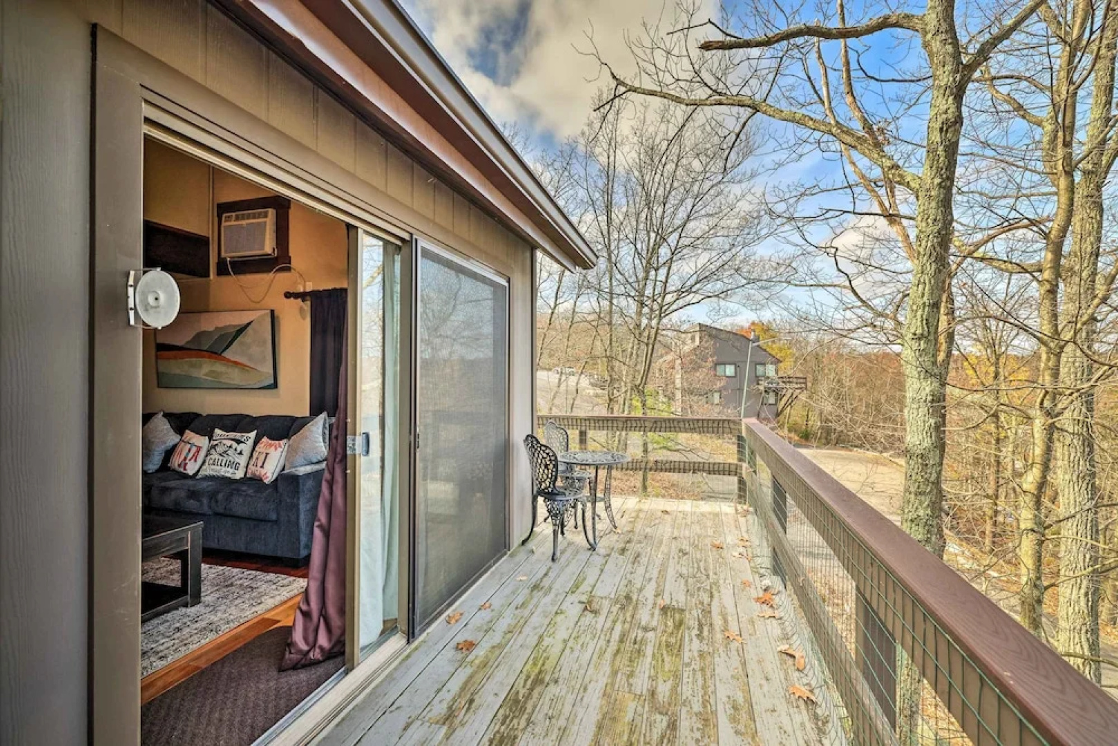 Cozy Camelback, Pocono Retreat w/ Mountain Views!