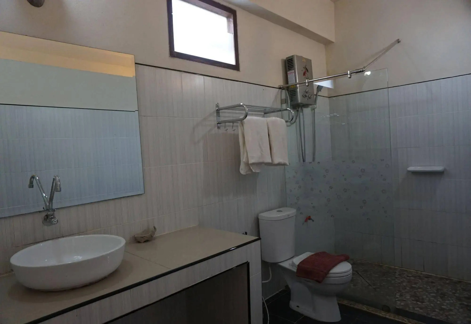 Maesalong Mountain Home