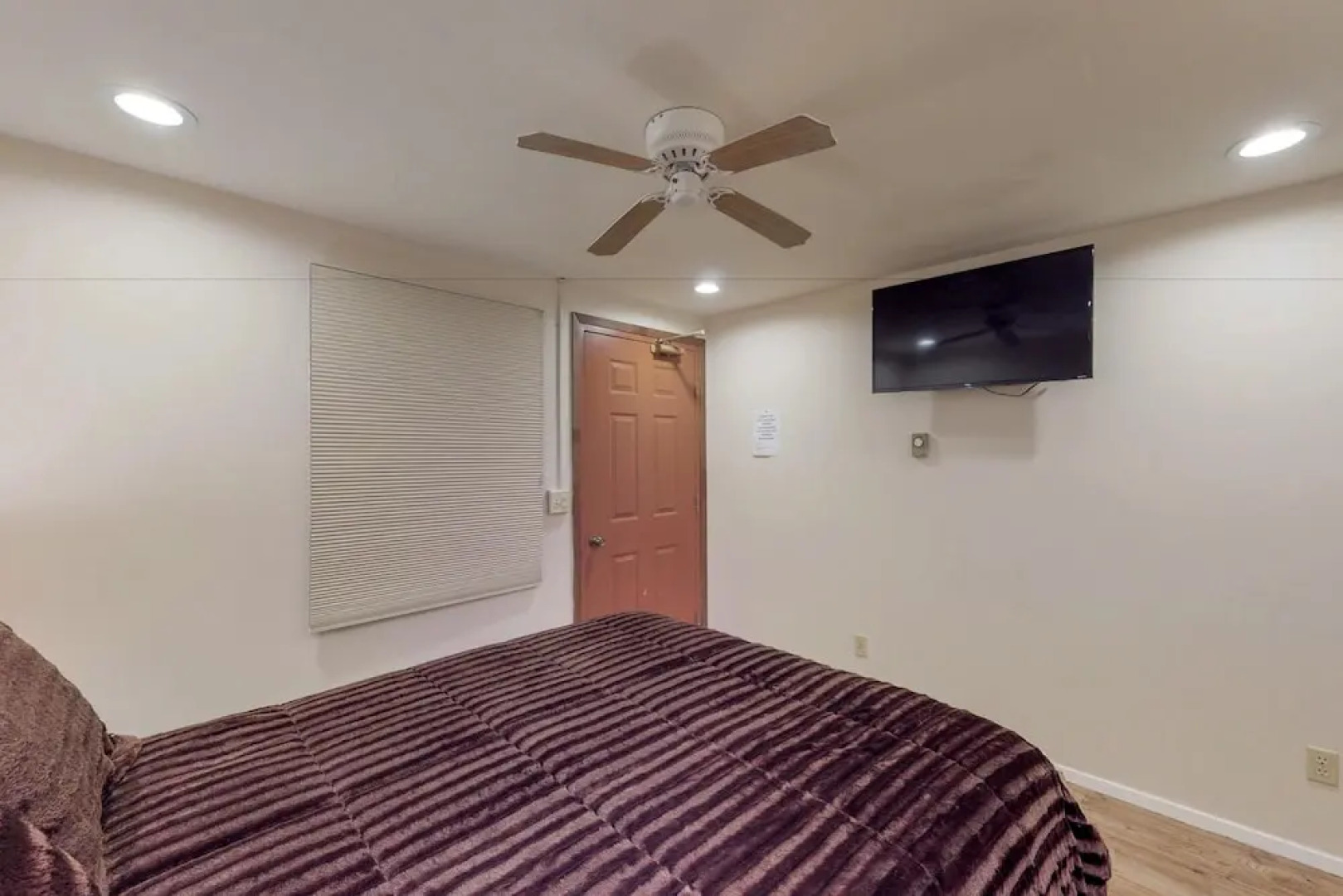 Three Seasons Condominiums