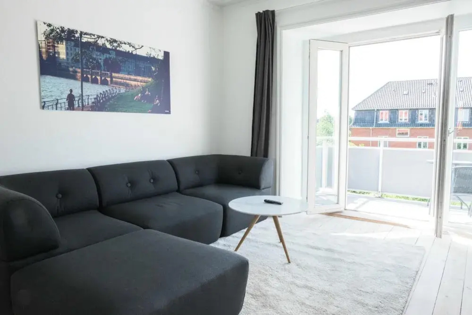 Nice 2-bed in Hellerup w Balcony