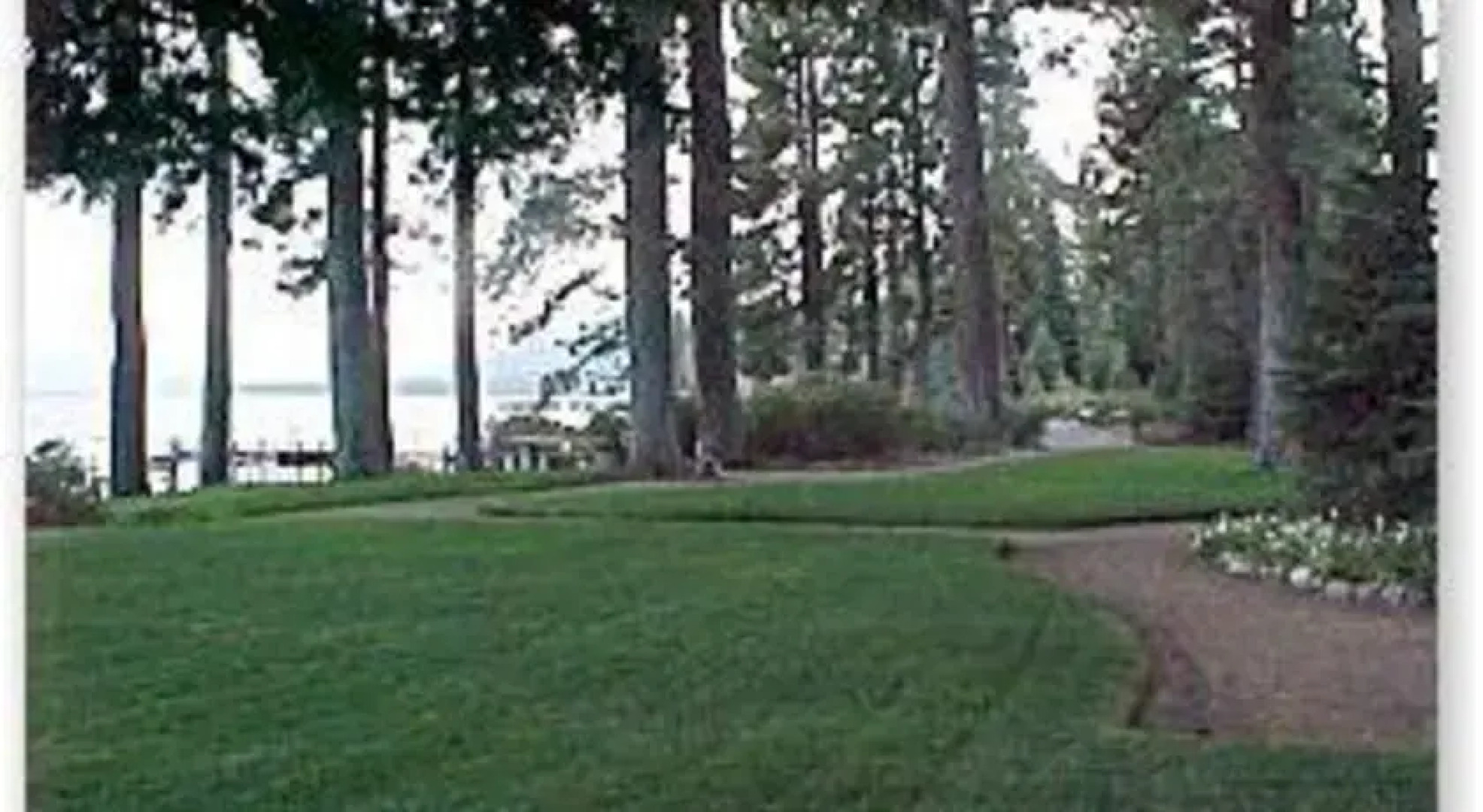 RedAwning Darling Delight Cabin