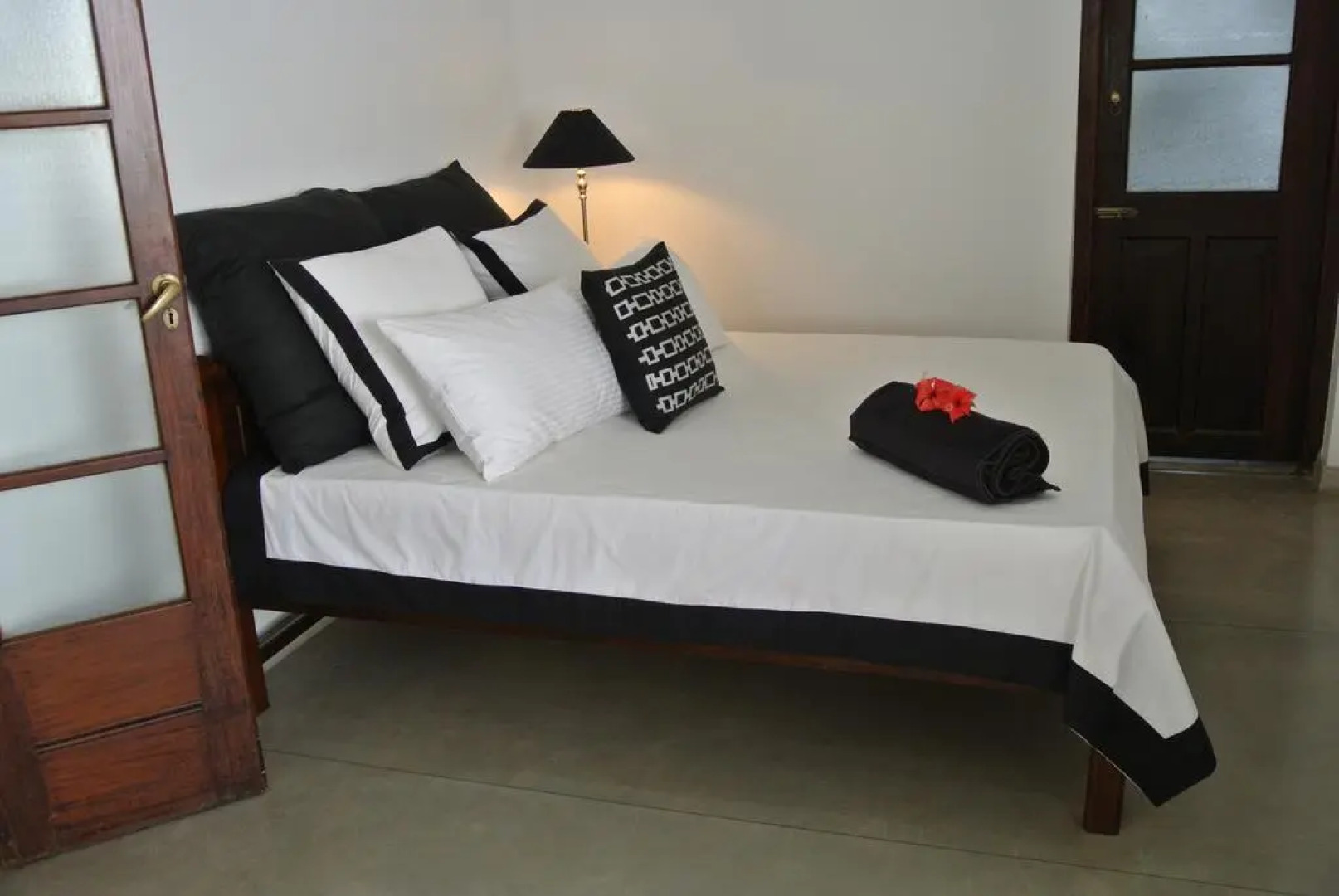 "27" Spathodea- Oasis in the City