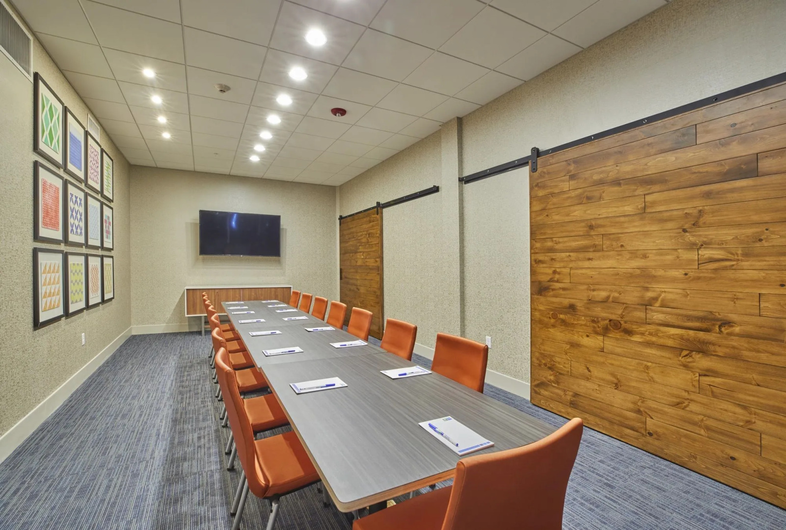 Holiday Inn Express & Suites Hermiston Downtown by IHG