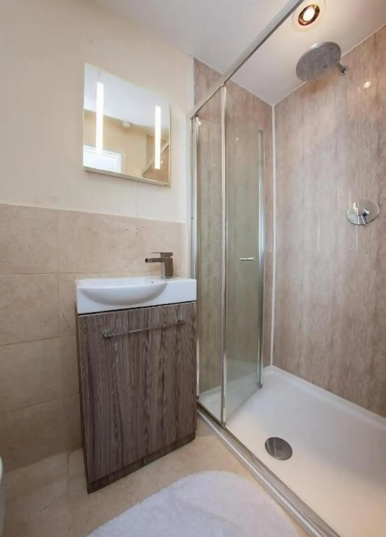 Riverside Hotel Bed and Breakfast
