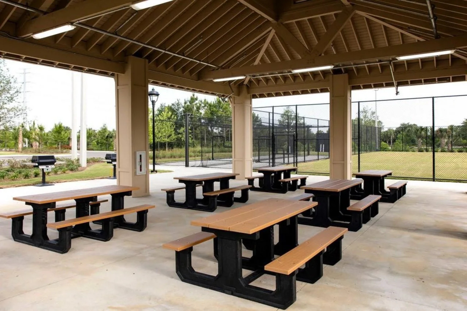 SpringHill Suites Orlando at FLAMINGO CROSSINGS® Town Center/Western Entrance