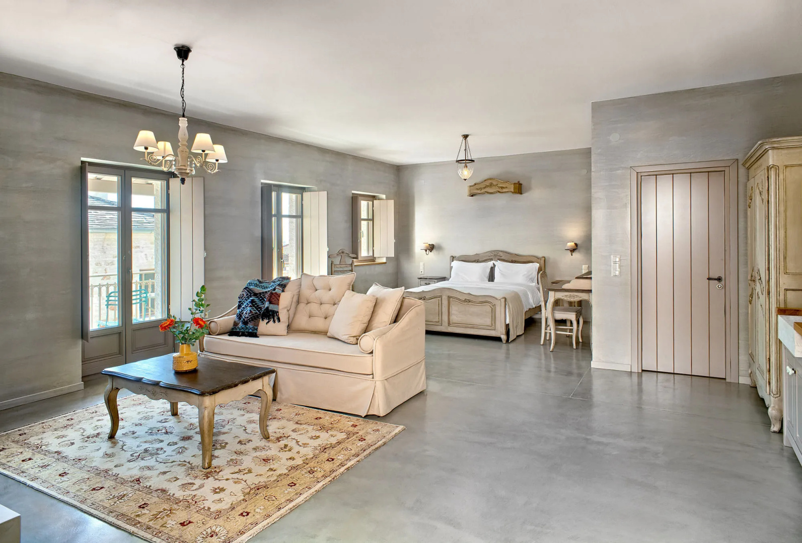 Haones Suites
