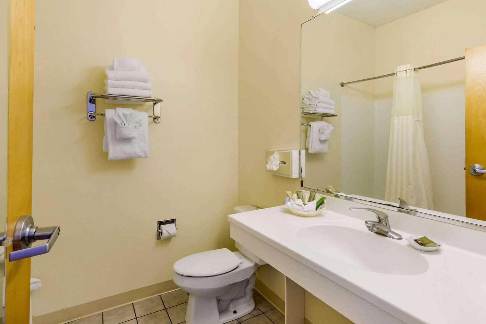 The Carriage House Inn Newport