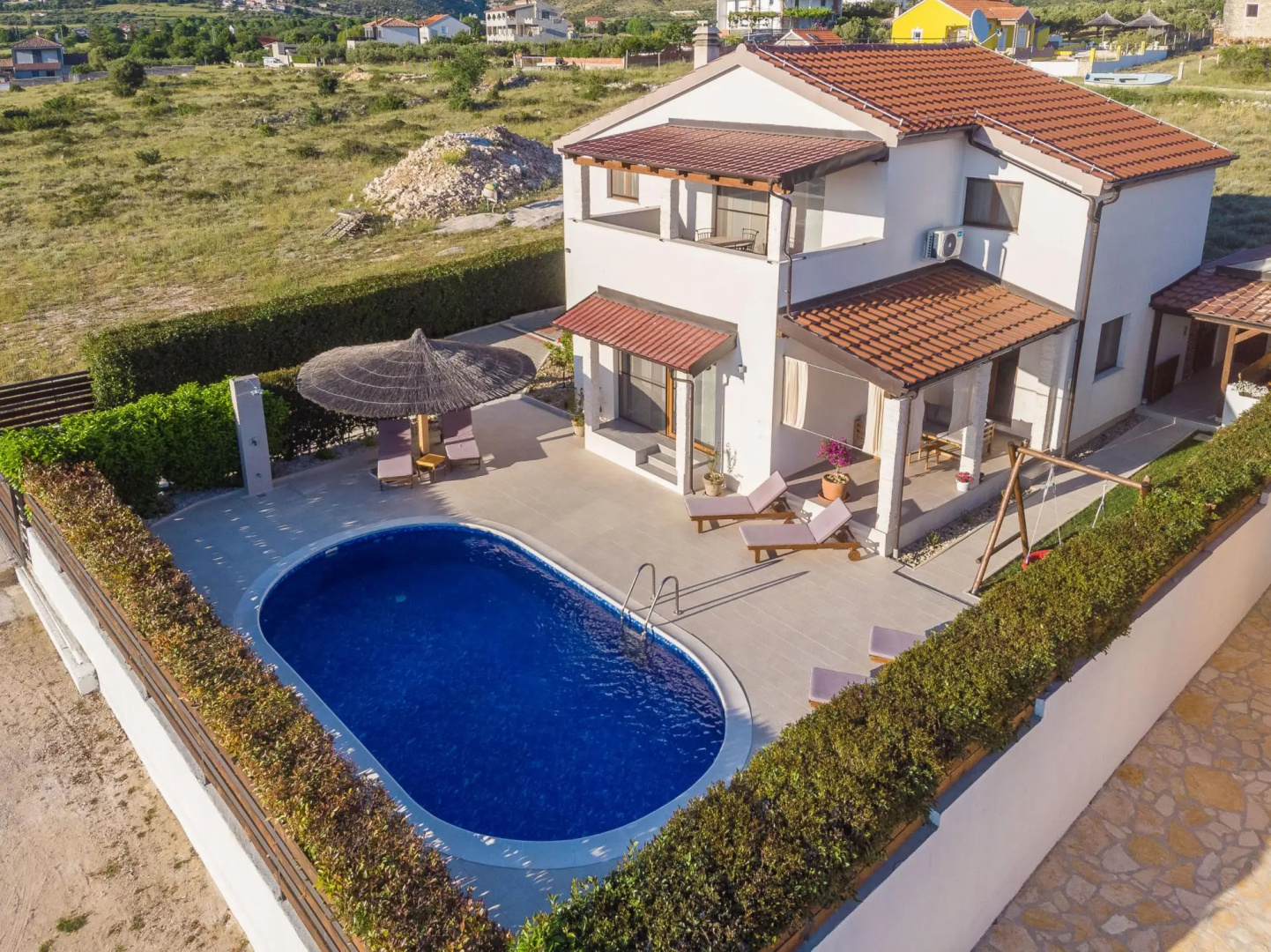 Villa M&M in Vrana with 4 bedrooms and 3 bathrooms