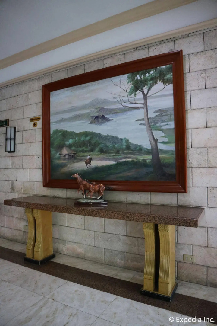 Sunrise Holiday Mansion