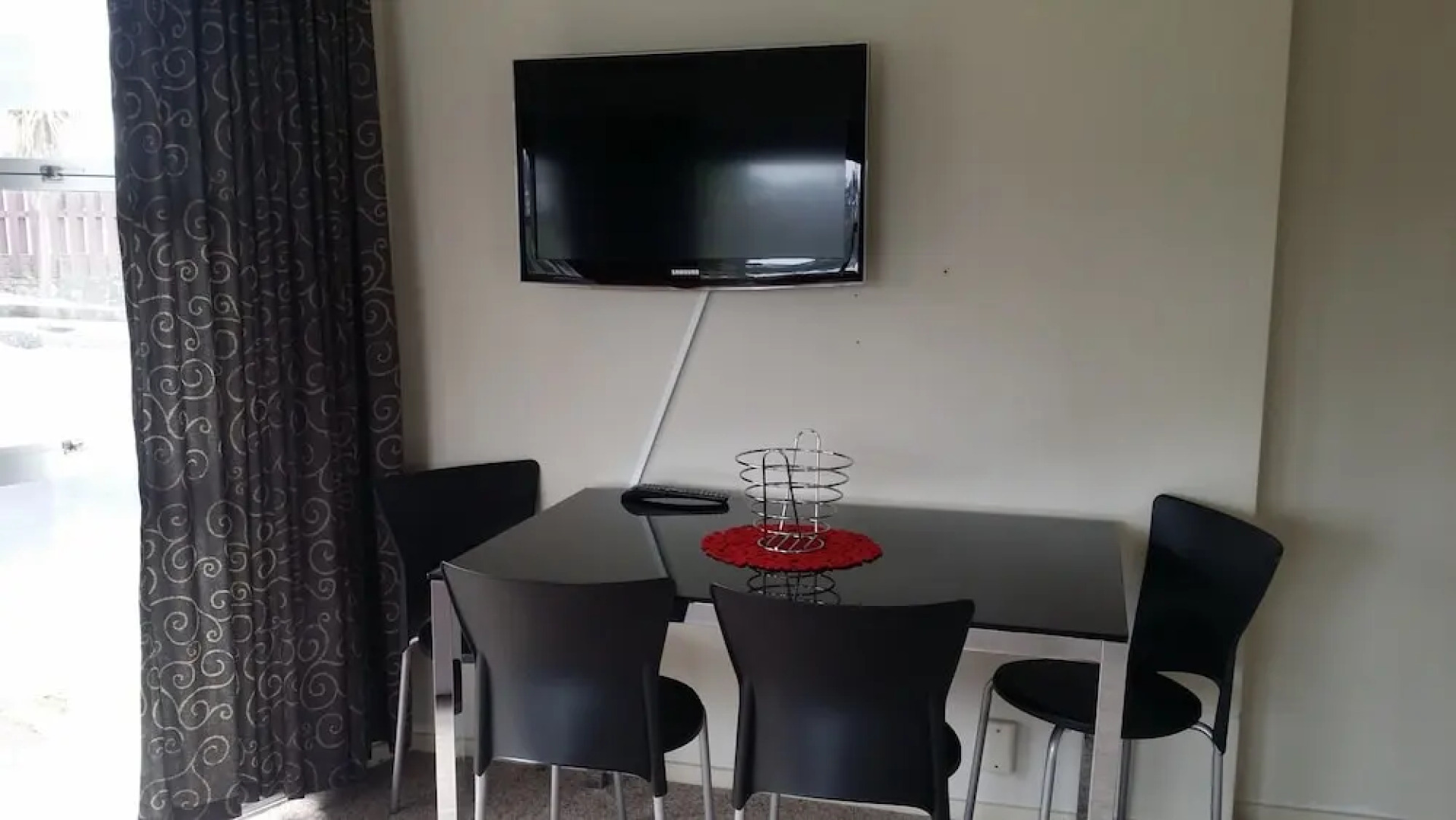 Fountain Court Motel