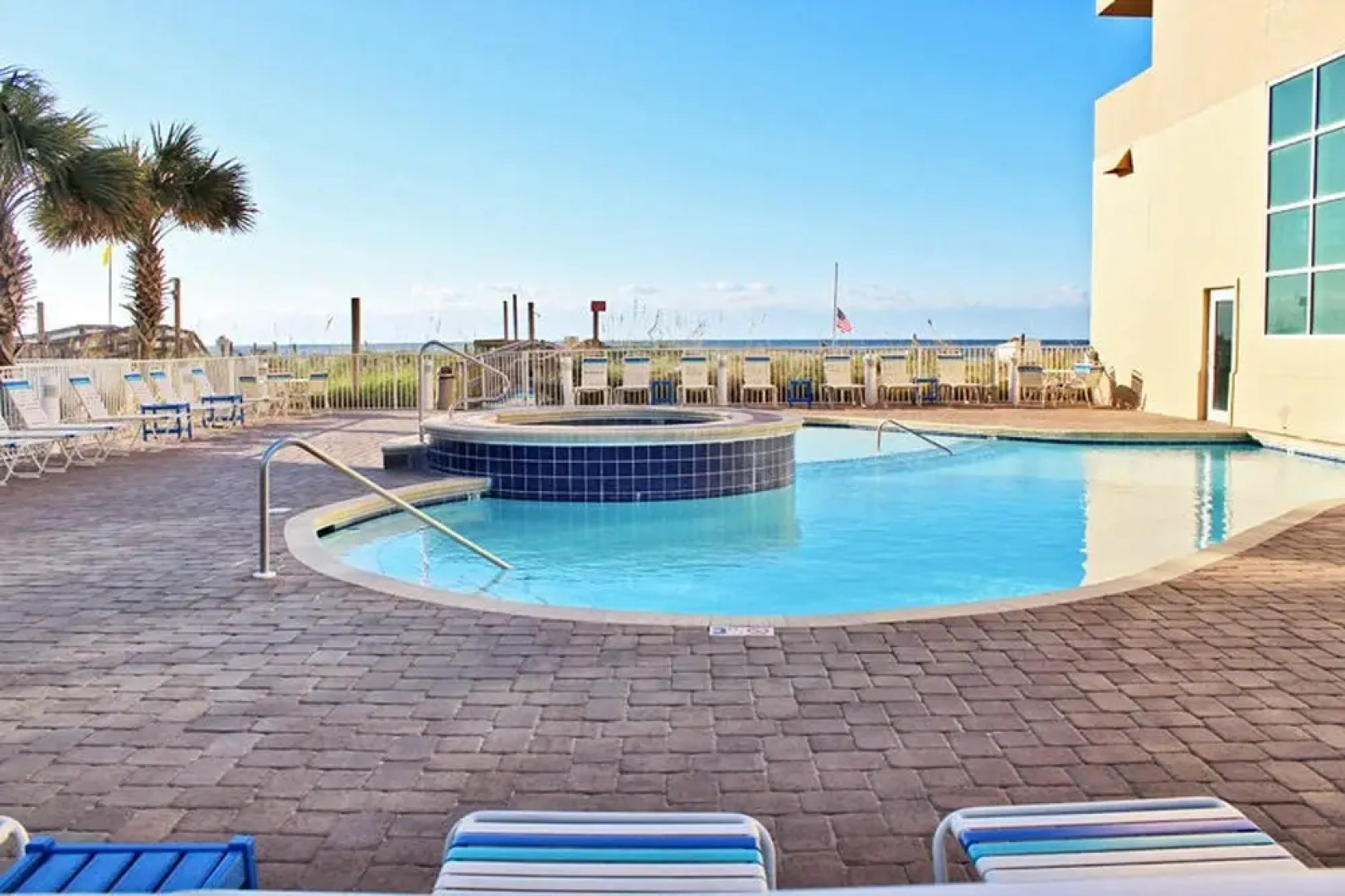 Crystal Shores West By Youngs Sun Coast