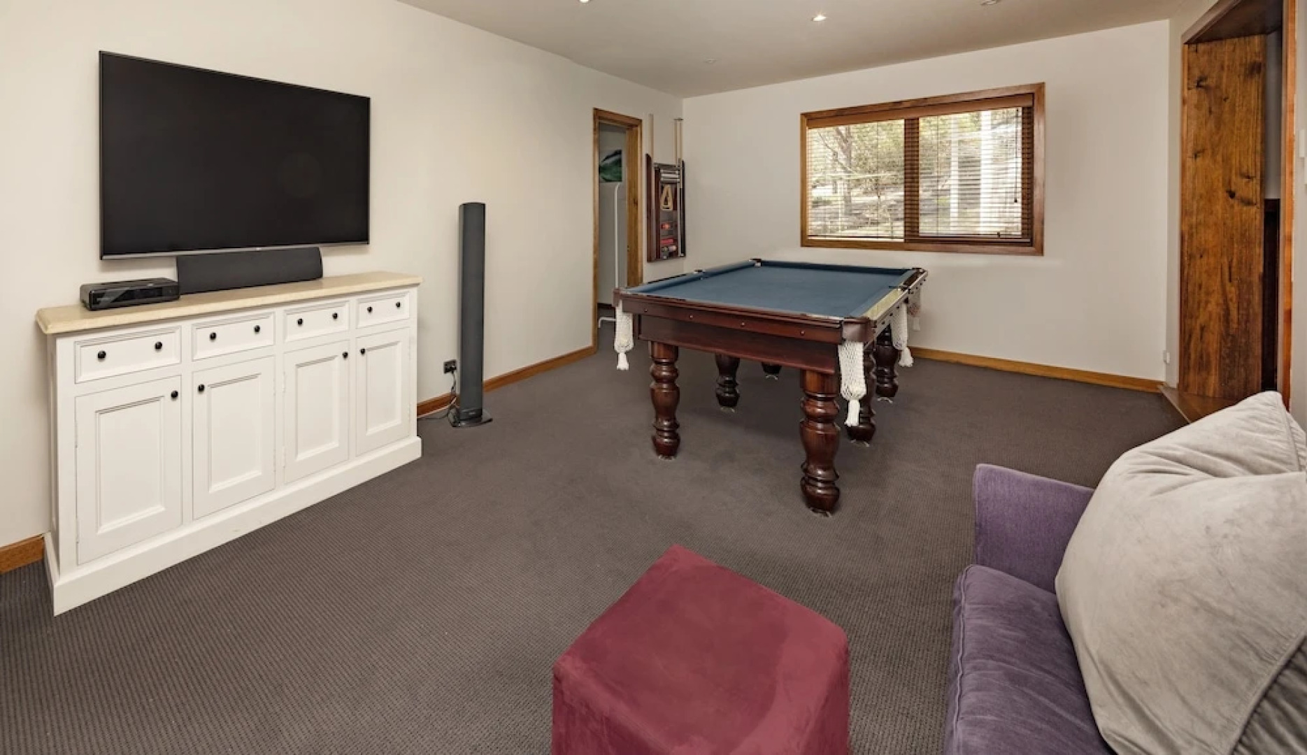 Rimrock - Superior waterfront home