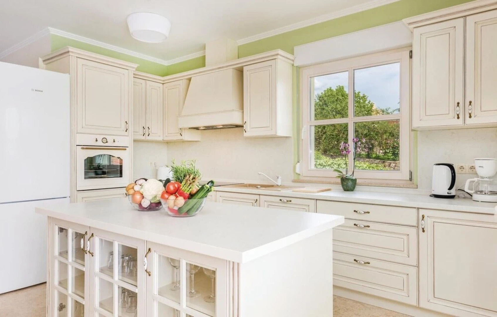 Beautiful Home in Lovran With Sauna, Wifi and 6 Bedrooms