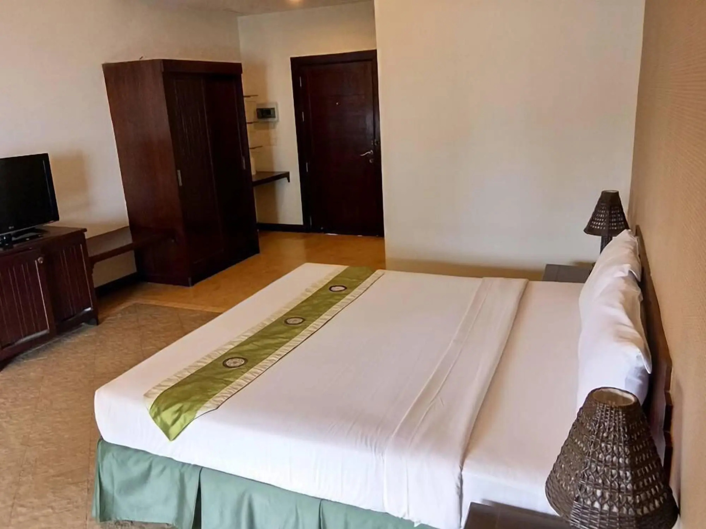 Golden Pine Beach Resort & Spa
