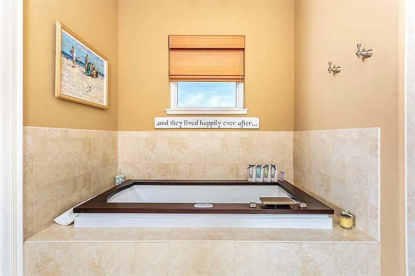 Windsor by the Sea - Five Bedroom Home