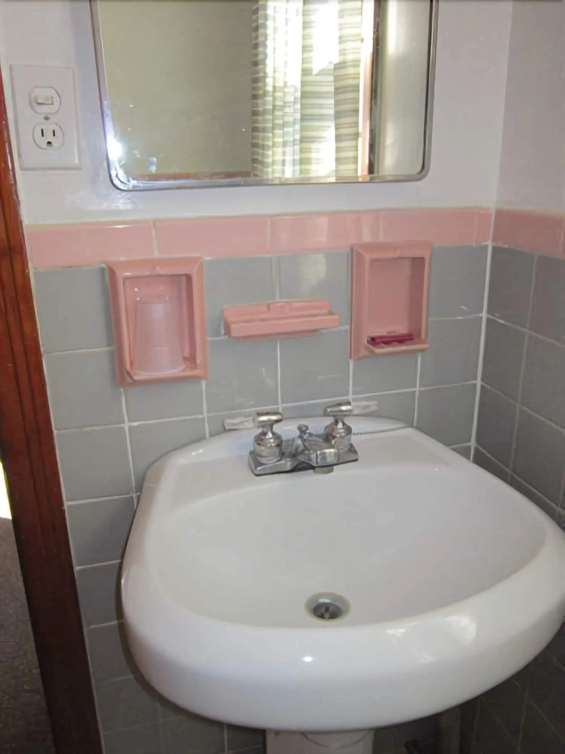 Cadet Motel