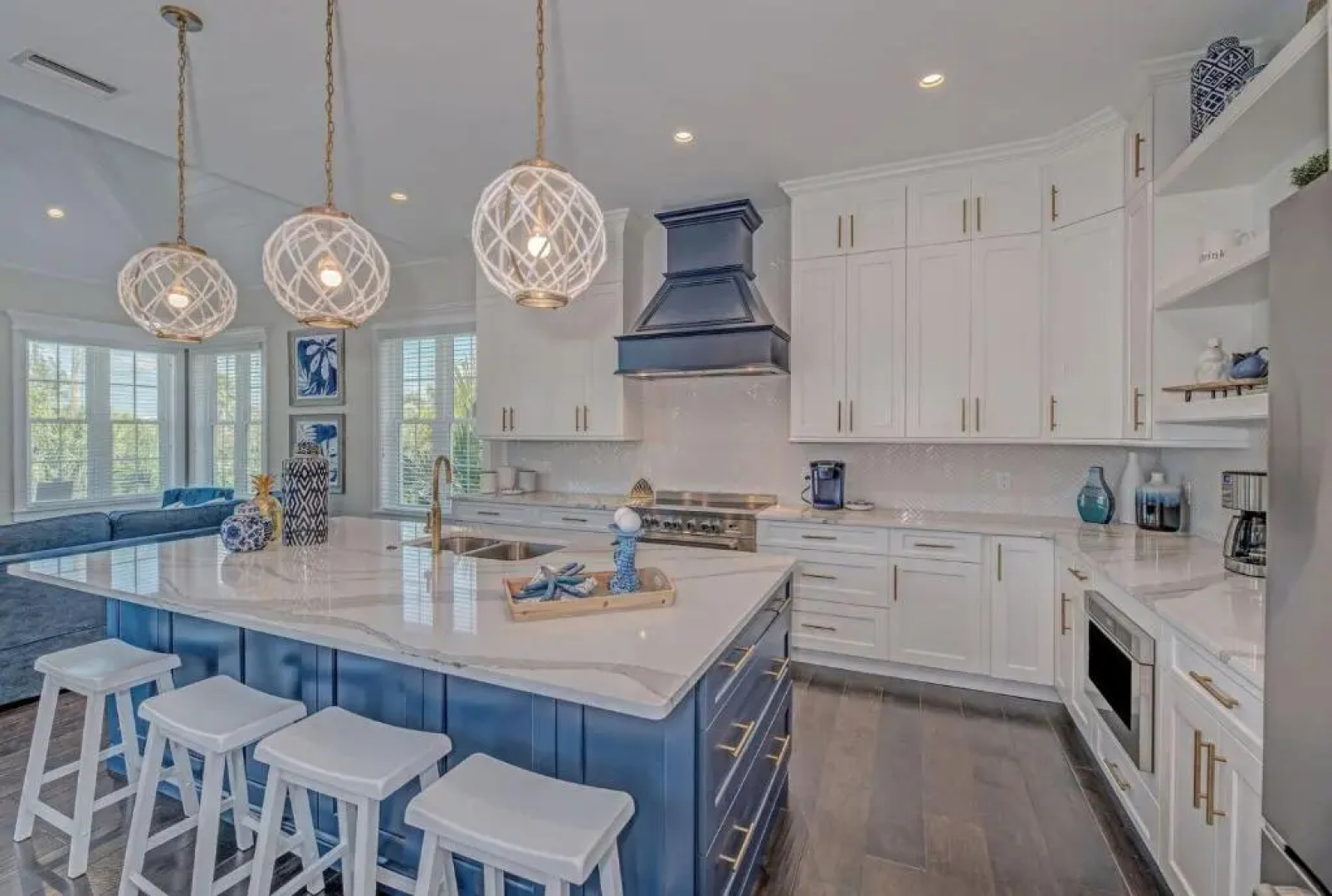 4 bed 4 and a half bath SLEEPS 10 elevator Heated Pool Spa Free WiFi boat dock