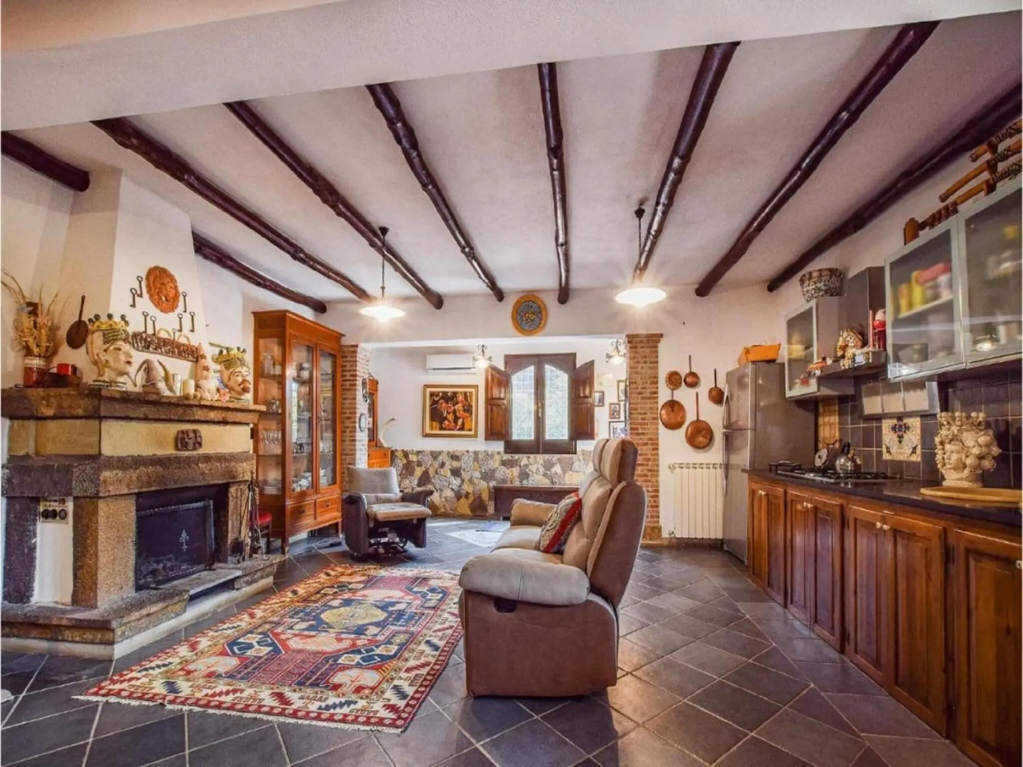 Charming chalet in Sicily with a swimming pool