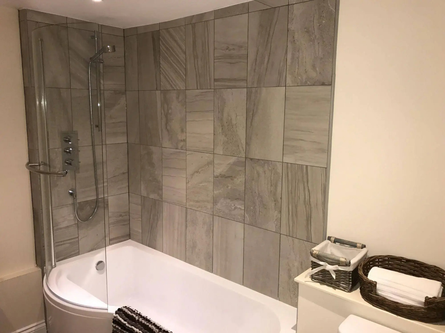 The Lodge at Broadway