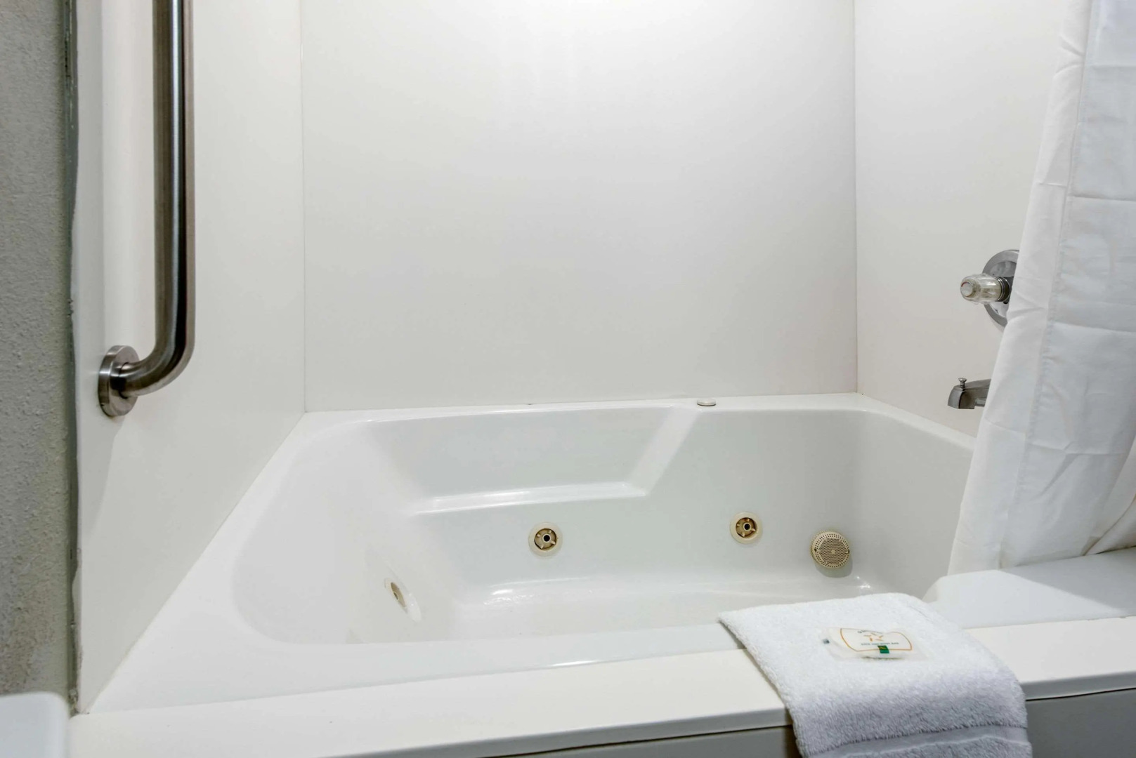 Quality Inn & Suites Brownsburg - Indianapolis West