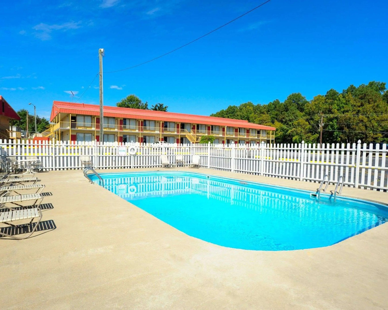 Econo Lodge Petersburg - Fort Lee