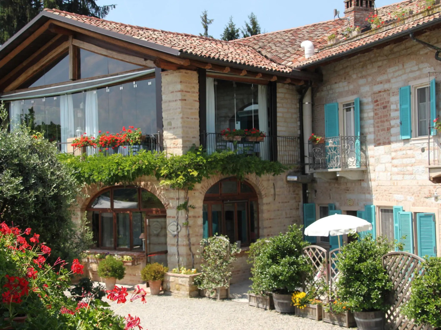 Wonderful Mansion in Ombra with Swimming Pool