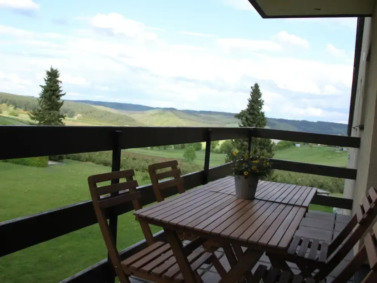 Family Apartment; Bouillon and Semois River