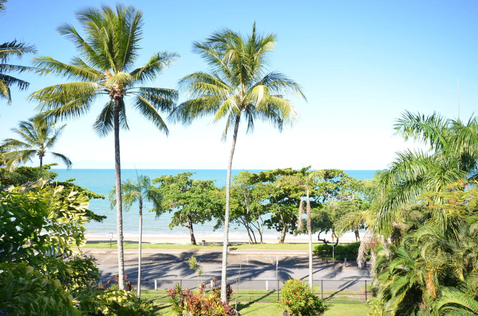 Roydon Beachfront Apartments