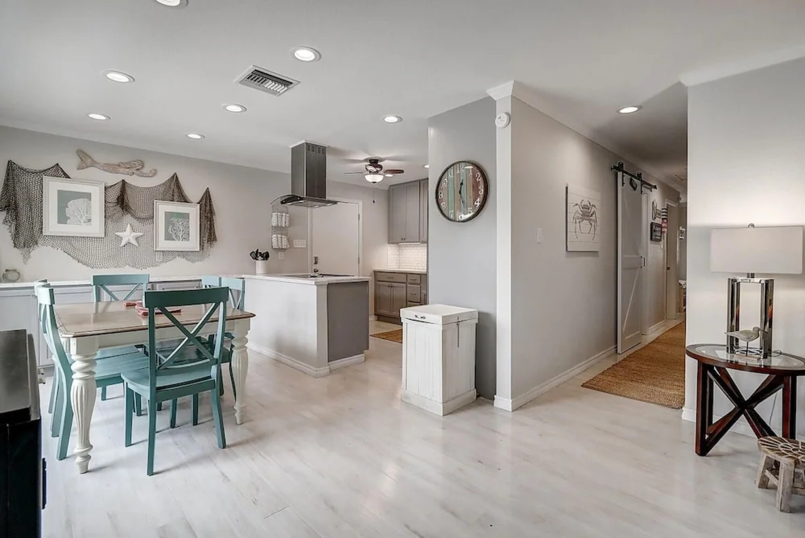 Flamingo Flats 3 Bedroom Home by RedAwning