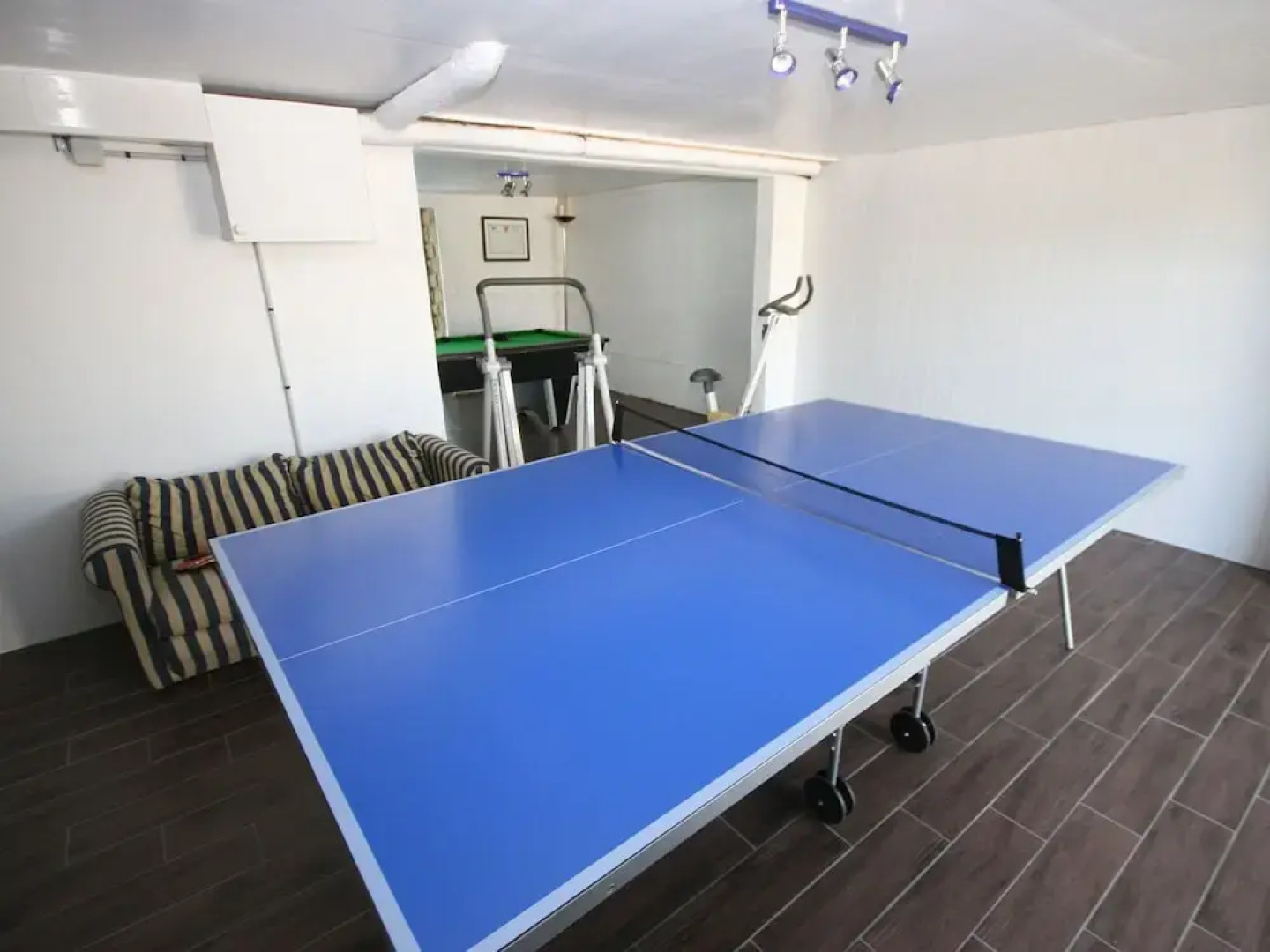 Modern Villa in Clohars-Carnoët with Private Swimming Pool