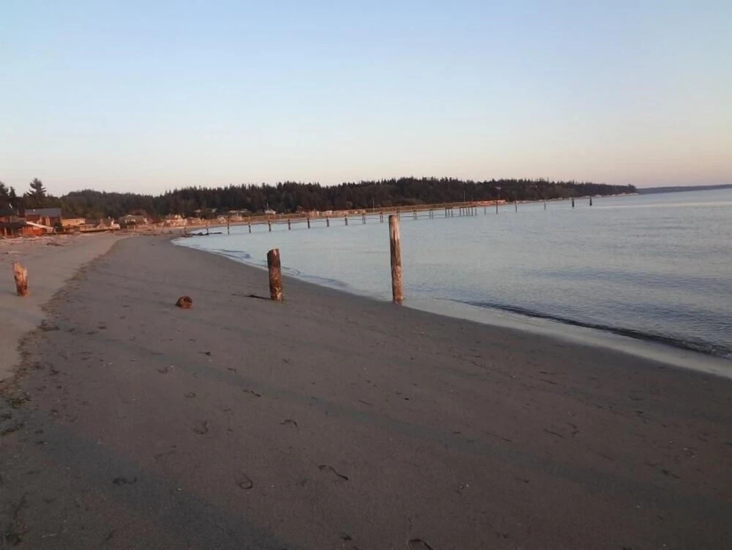 Beachfront Mutiny Bay Cabin