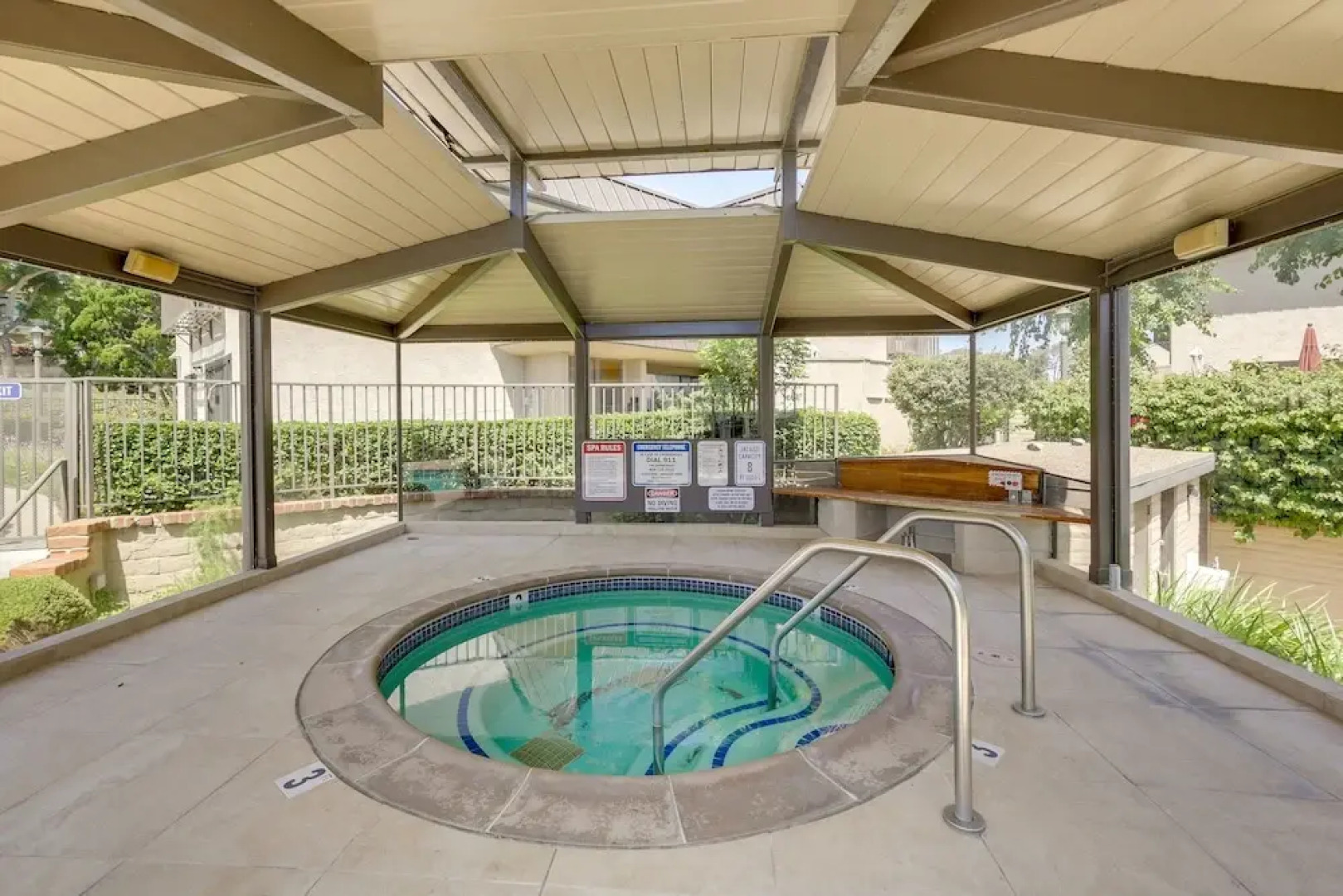 Solana Beach Condo w/ 4 Pools & Beach Access!